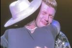 Nick Carter se derrumba cuando los Backstreet Boys rinden homenaje a su hermano Aaron Carter
