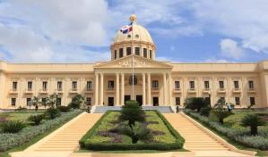 Abinader designa a Ernesto Bournigal como superintendente del Mercado de Valores