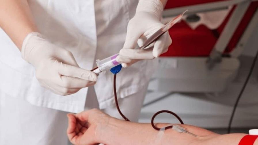 Sangre creada en un laboratorio se transfunde por primera vez a las personas Sangre creada en un laboratorio se transfunde por primera vez a las personas