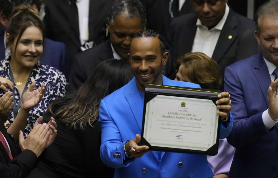 VIDEO | Hamilton es ciudadano honorario de Brasil previo a carrera