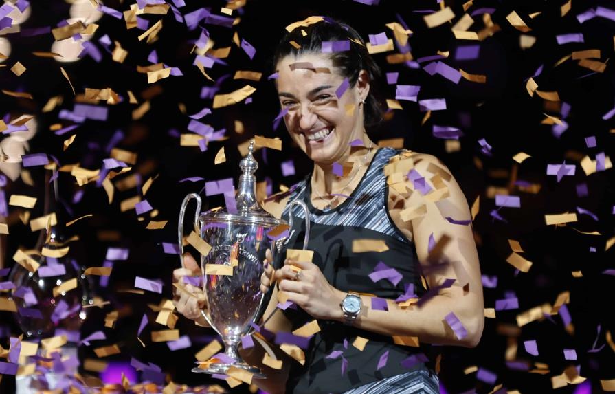 García vence a Sabalenka y gana Finales de WTA