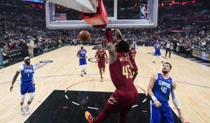VIDEO | Clippers remontan y cortan la racha de los Cavaliers