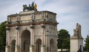 El Museo del Louvre parisino inicia la restauraci&oacute;n de su Arco de Triunfo del Carrusel