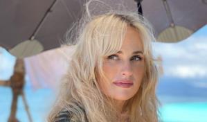 La actriz Rebel Wilson revela que perdió su virginidad a los 35 años en su nuevo libro