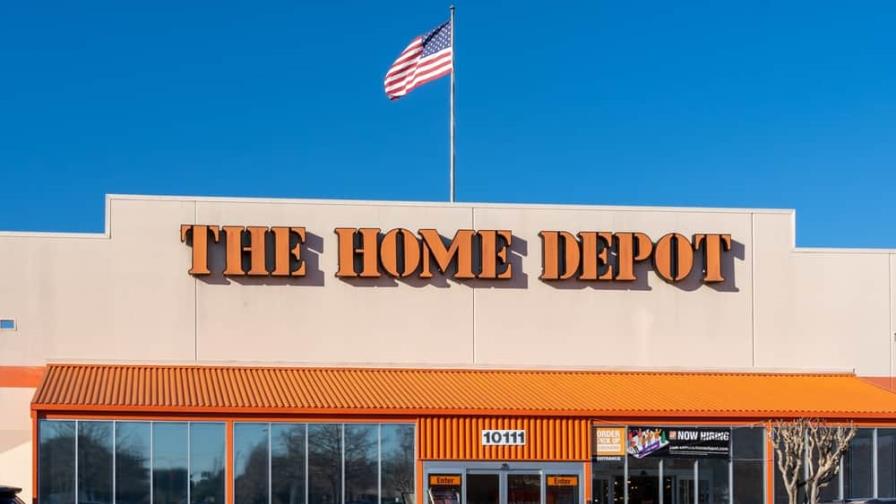 Home Depot reduce previsiones para 2024 ante demanda débil