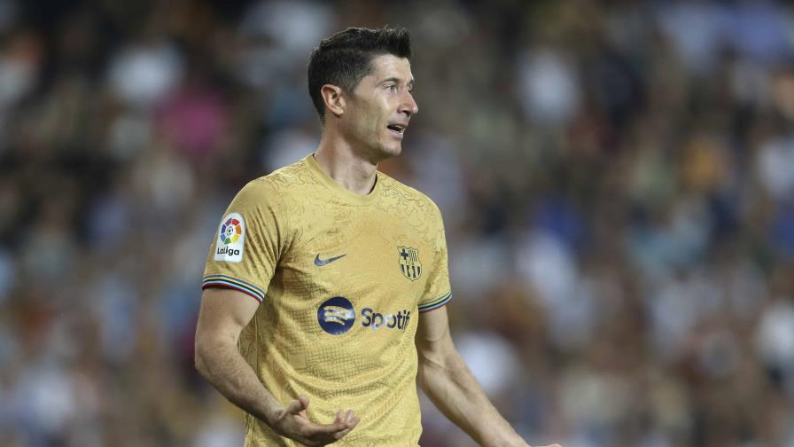 Robert Lewandowski recibe su segunda Bota de Oro