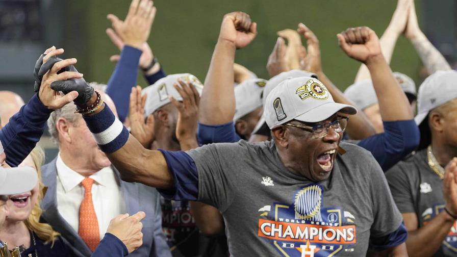 Dusty Baker seguirá como mánager de los Astros en 2023 Dusty Baker seguirá como mánager de los Astros en 2023