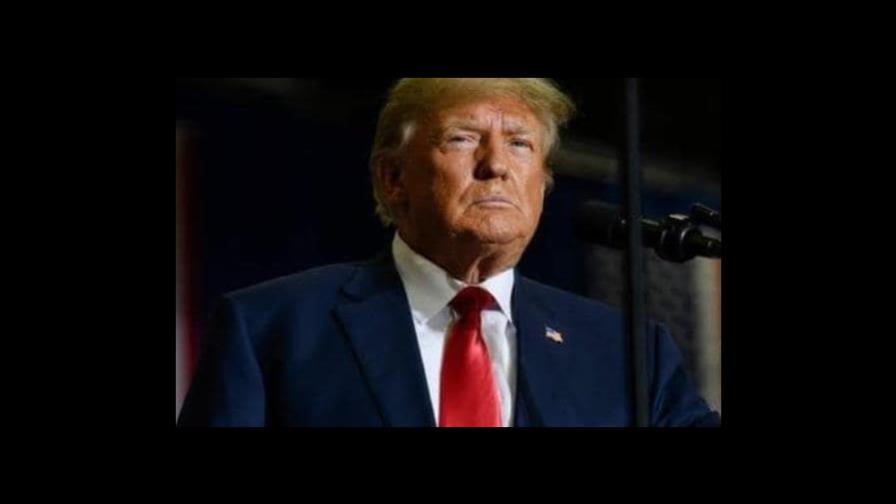 Trump demanda al comité del asalto al Capitolio de EEUU para evitar declarar