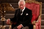 Un detenido tras intentar arrojar huevos contra Carlos III Un detenido tras intentar arrojar huevos contra Carlos III