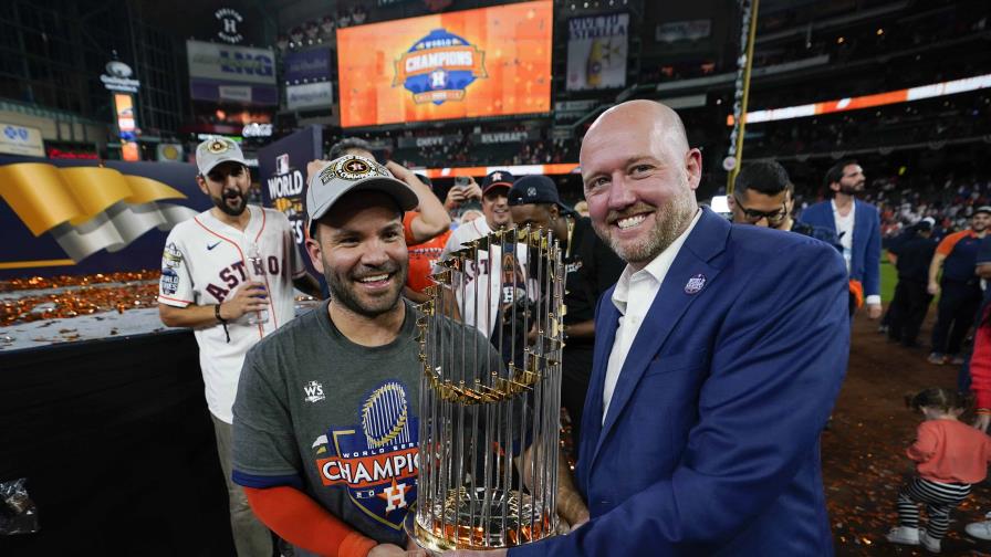 Futuro incierto de gerente de Astros, pese a título Futuro incierto de gerente de Astros, pese a título