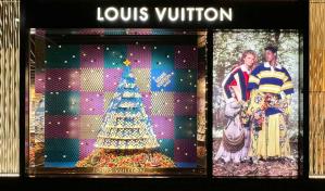 Louis Vuitton colabora con Lego para adornar sus tiendas en Navidad