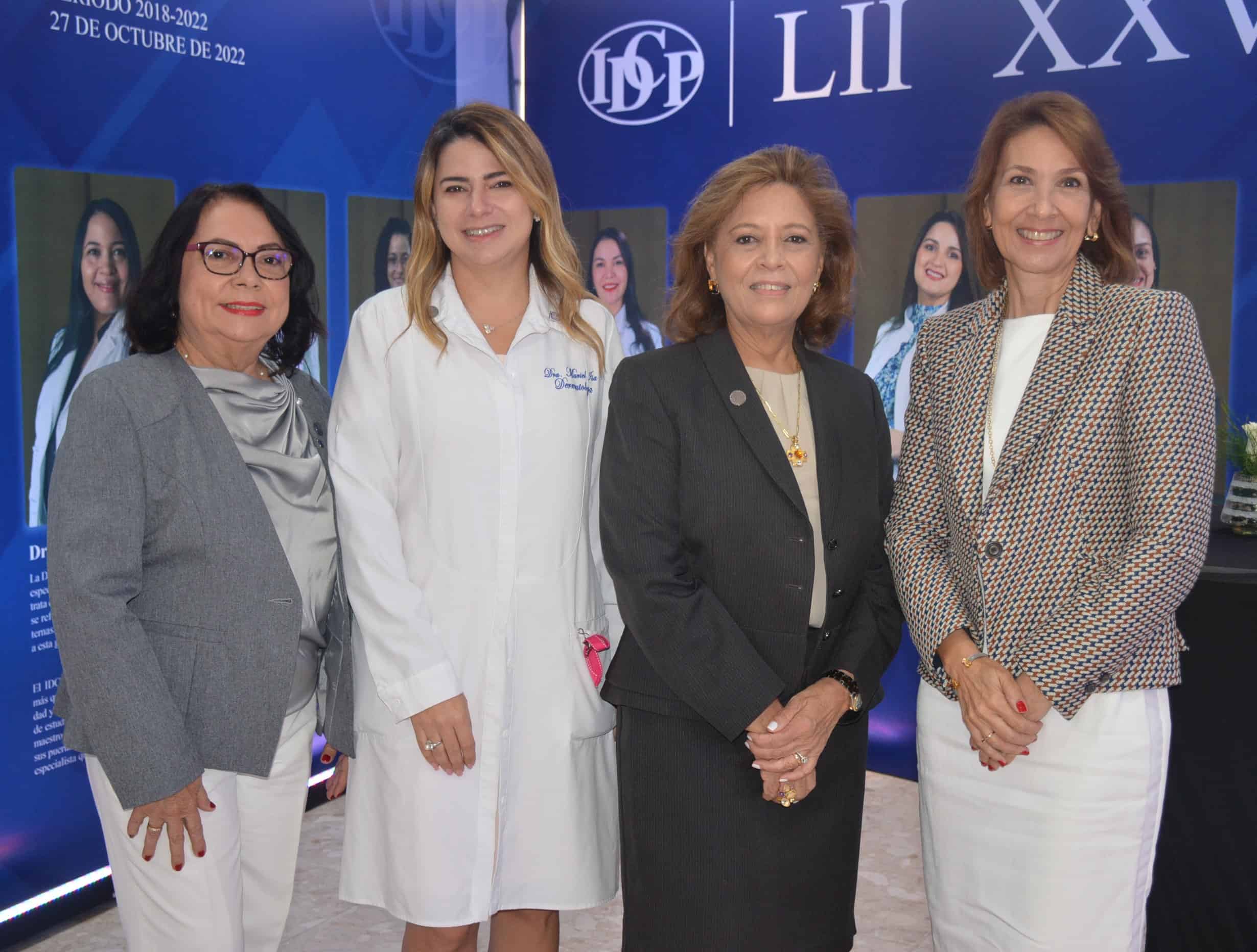 Doctoras Zaida Brea, Mariel Isa, Emma Guzmán e Ivette Bogaert.