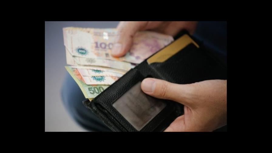 Los sueldos en España crecen menos que en otros países del euro, dice estudio