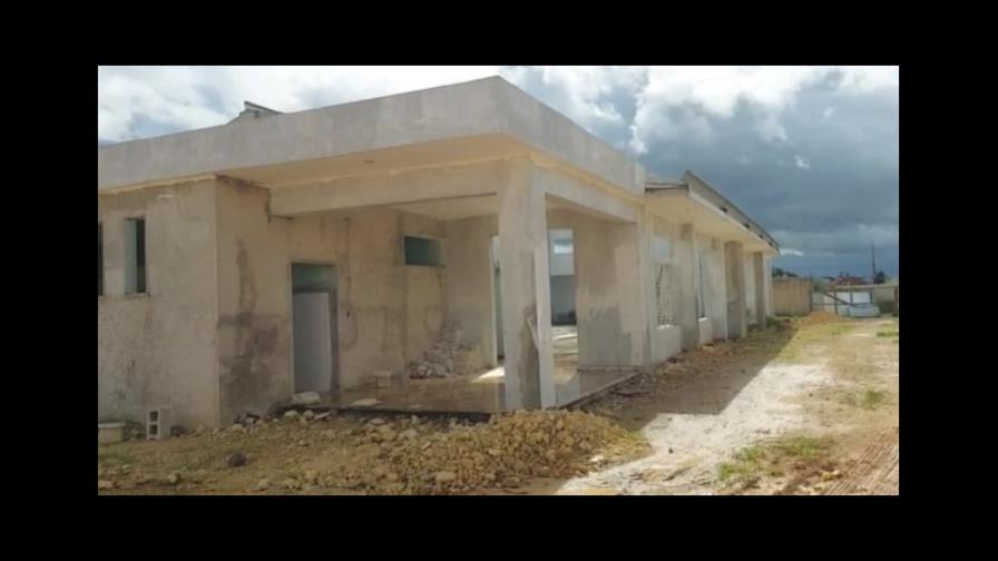 Padres exigirán terminación de la escuela para niños especiales en Higüey, provincia La Altagracia Padres exigirán terminación de la escuela para niños especiales en Higüey, provincia La Altagracia