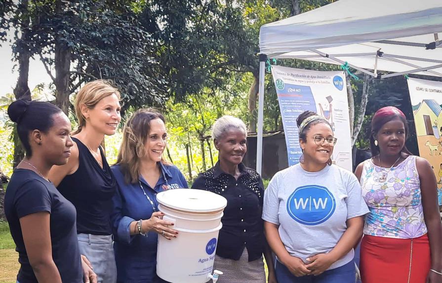 Embajada de Alemania y fundación entregan filtros de purificación de agua