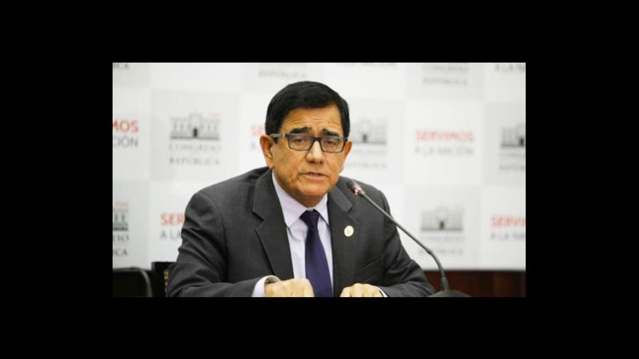Presidente de Congreso peruano dice que Gobierno quiere cerrar el Parlamento Presidente de Congreso peruano dice que Gobierno quiere cerrar el Parlamento