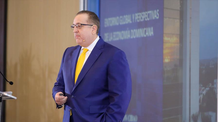 Magín Díaz advierte baja inversión pública es un problema para la economía Magín Díaz advierte baja inversión pública es un problema para la economía