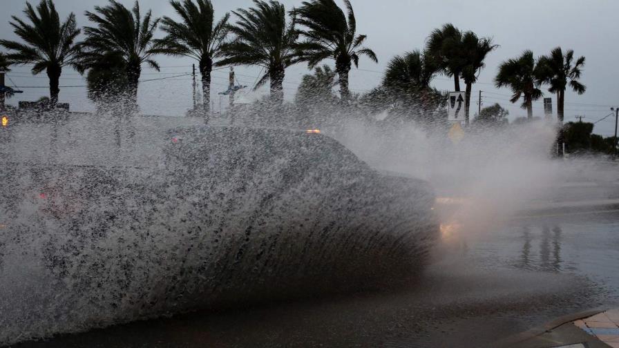 Inundaciones, apagones y daños materiales, la estela de Nicole en Florida