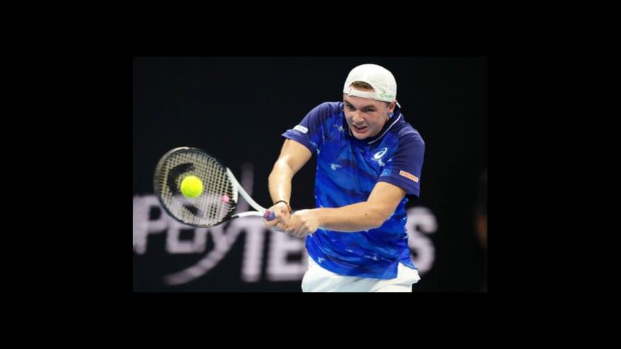 Stricker vence a Musetti y avanza a semis de Next Gen Stricker vence a Musetti y avanza a semis de Next Gen