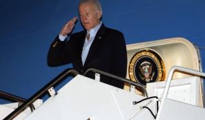 Biden llega a Egipto para cumbre sobre crisis climática COP27