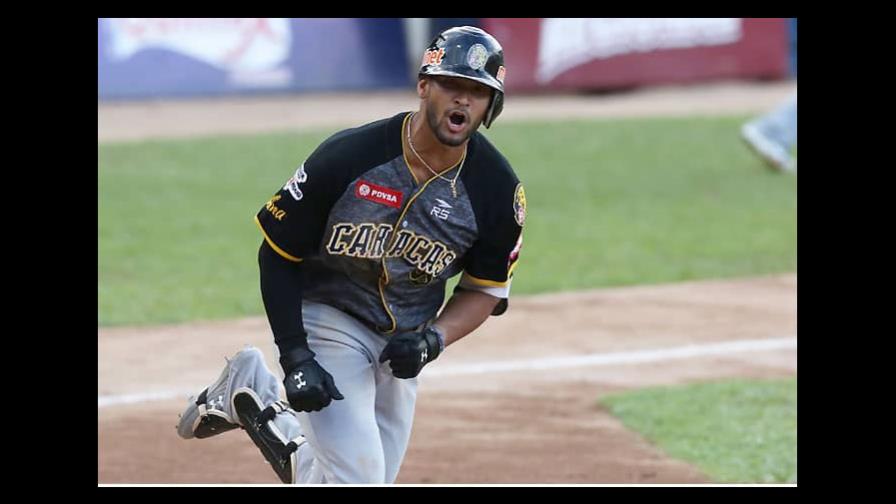 Leones barren a Tigres y retoman liderato en Venezuela