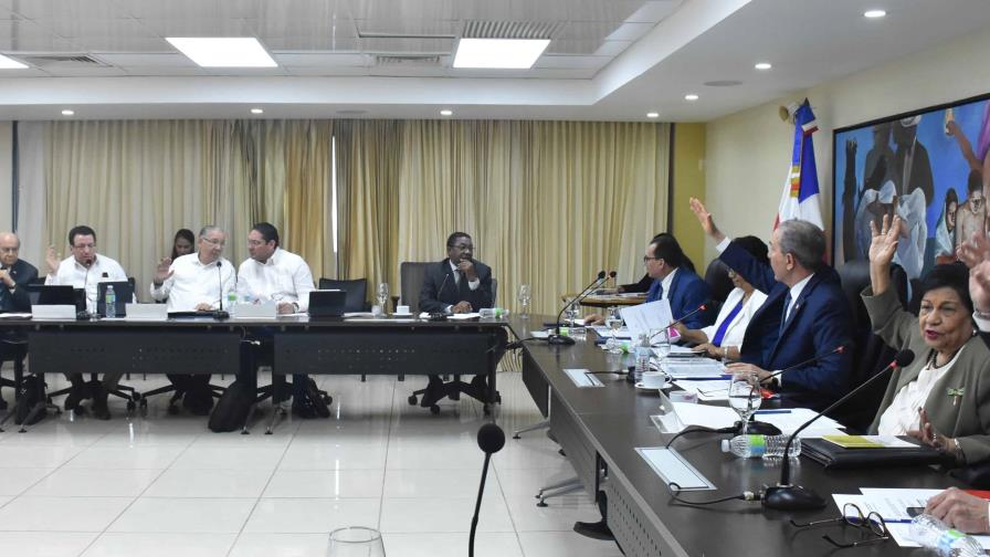 Aprueban evaluación quinquenal de 20 universidades y seis institutos técnicos superior del país Aprueban evaluación quinquenal de 20 universidades y seis institutos técnicos superior del país