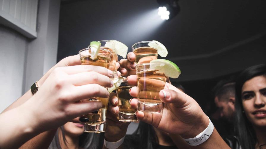 Alcohol: aún con moderación aumenta el riesgo de ACV en jóvenes