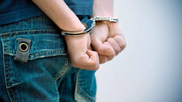 Capturan a cuatro de seis hombres que asaltaron pareja en Mendoza y le quitaron un motor