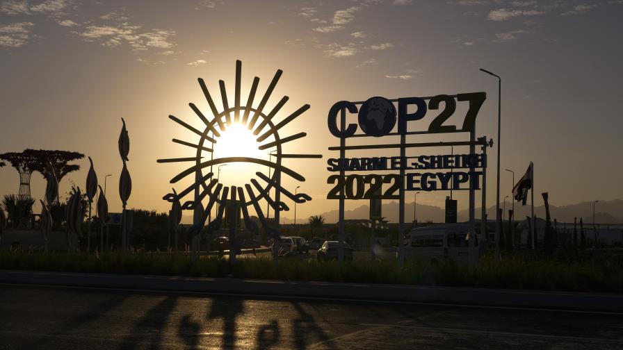 Cumbre climática entra en fase de negociación política