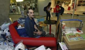 Muere en aeropuerto de París hombre que inspiró La Terminal, de Steven Spielberg