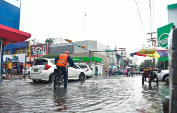 Vaguada continuará generando aguaceros, según Onamet