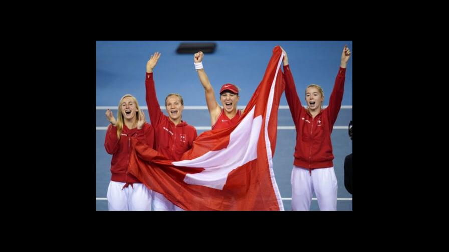 Suiza derrota a Australia y alza la Copa Billie Jean King Suiza derrota a Australia y alza la Copa Billie Jean King