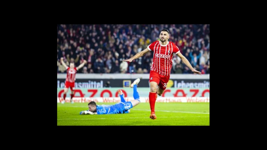 Tripleta de Grifo deja a Friburgo segundo en la Bundesliga Tripleta de Grifo deja a Friburgo segundo en la Bundesliga