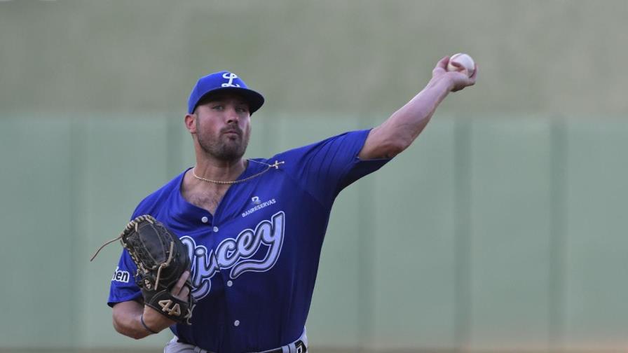El Licey no falla ante el Escogido y sigue en primero