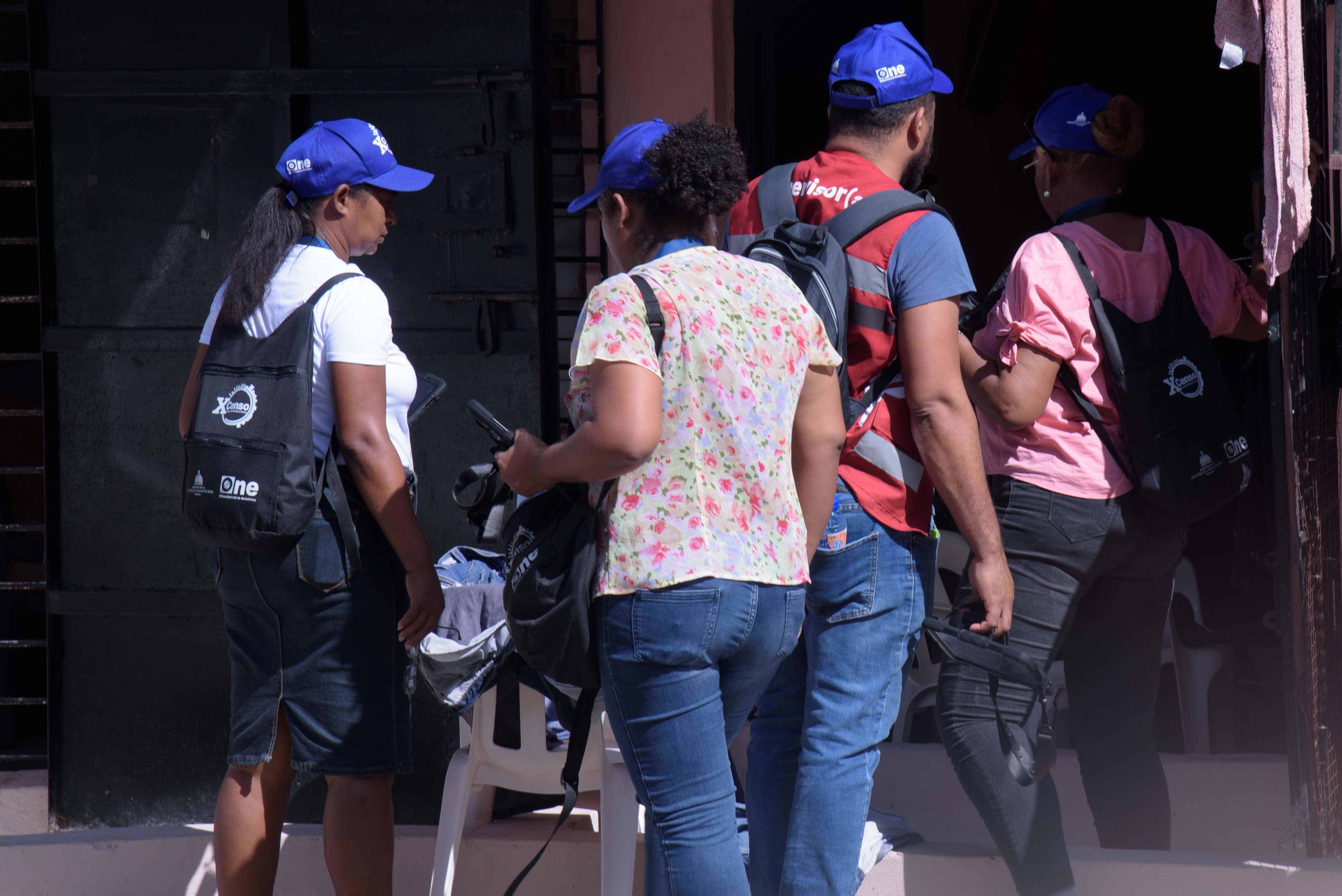 Estos empadronadores indicaron que se les ordenó no hablar con periodistas