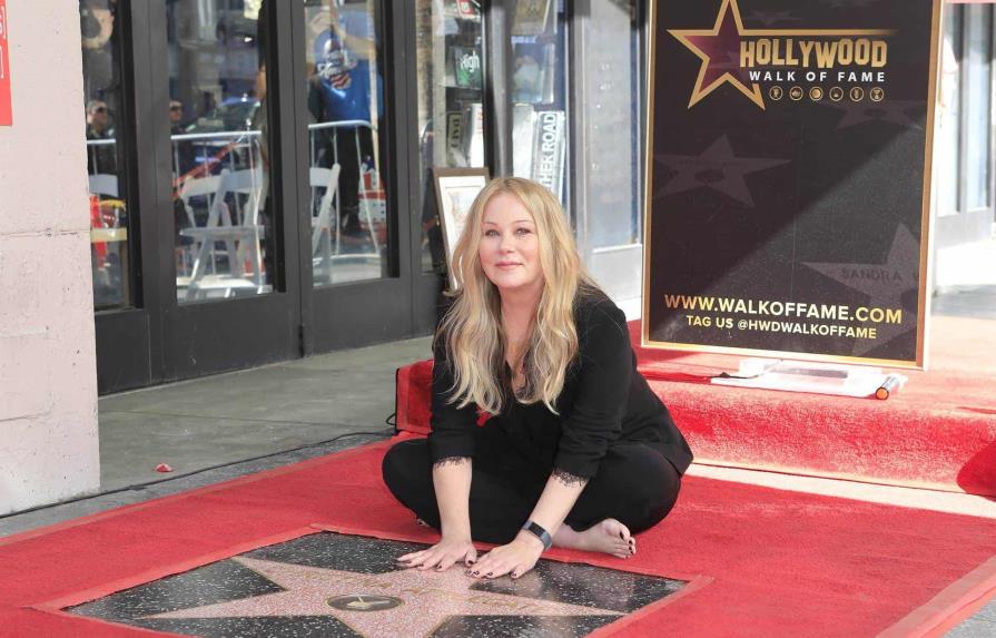 Christina Applegate recibe una estrella en el Paseo de la Fama de Hollywood