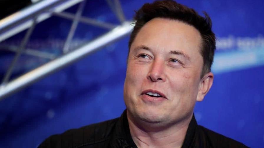 Musk retrasa suscripción de pago  en Twitter tras oleada de cuentas falsas