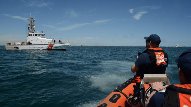 Repatrian a 66 migrantes interceptados en aguas de Puerto Rico a RD