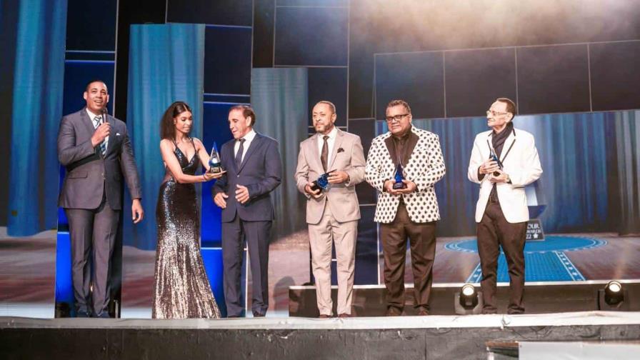 Celebran con éxito la primera edición de los Glamour Music Awards 