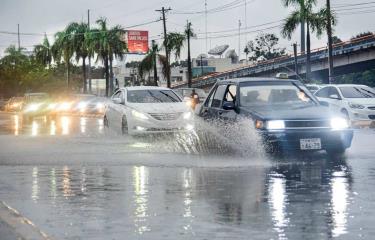 Onamet advierte de posibles inundaciones urbanas y repentinas hoy en el Gran Santo Domingo