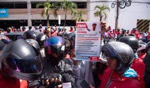 Los repartidores buscan cambiar relación laboral con plataformas digitales