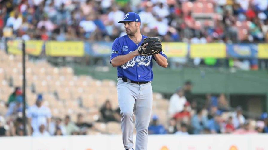 “Hubo de todo” en el período del 8 al 13 de noviembre en la pelota dominicana “Hubo de todo” en el período del 8 al 13 de noviembre en la pelota dominicana