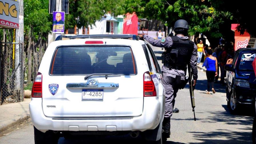 Apresan agentes policiales por muerte de joven en Santiago