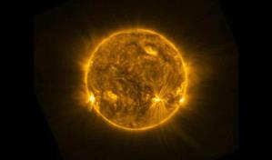 El satélite Solar Orbiter captura una "serpiente" corriendo por la superficie del Sol