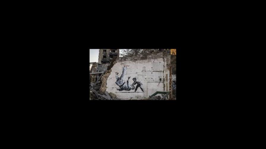 Banksy pinta siete murales en Ucrania