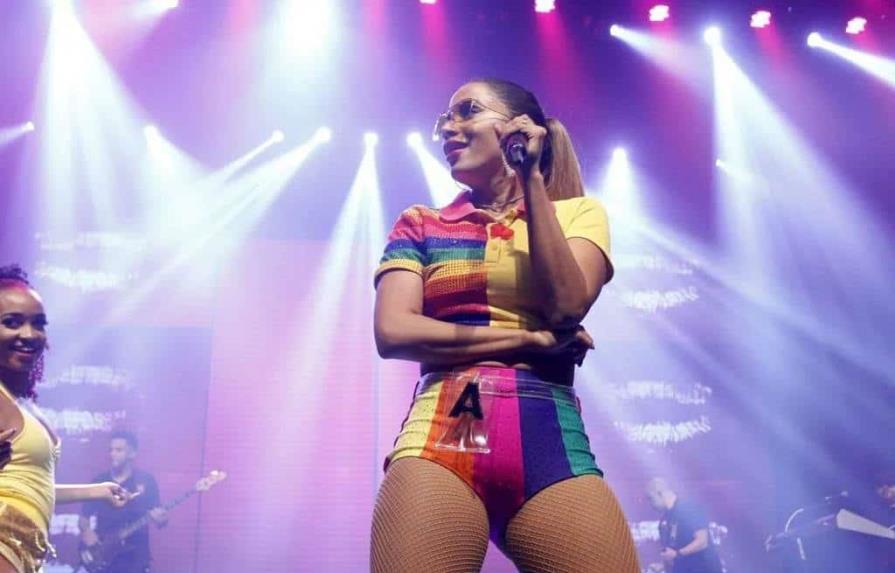 Los latinos Anitta y Omar Apollo, candidatos al  Latin Grammy a mejor nuevo artista