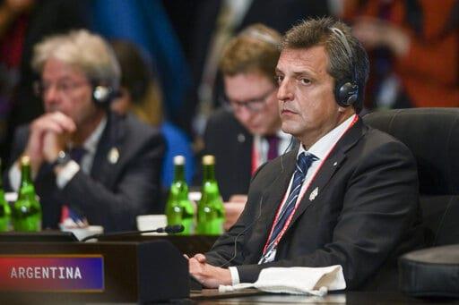 Alberto Fernández sufre gastritis durante la cumbre del G20