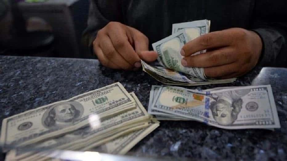 El Gobierno chileno prevé que la depreciación del dólar abarate alimentos