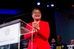 La demócrata Karen Bass hace historia al ganar la alcaldía de Los Ángeles La demócrata Karen Bass hace historia al ganar la alcaldía de Los Ángeles
