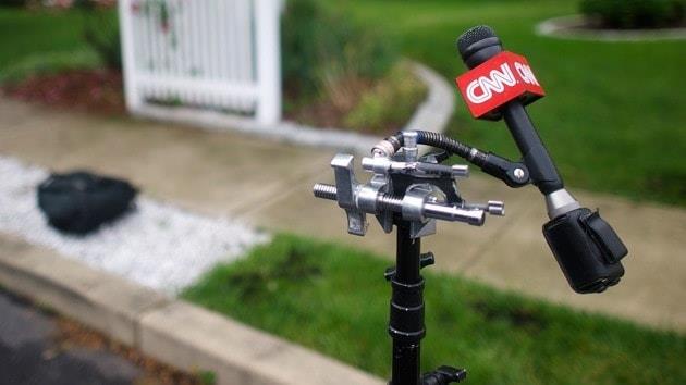 CNN pide a sus presentadores no beber alcohol en vivo en Año Nuevo